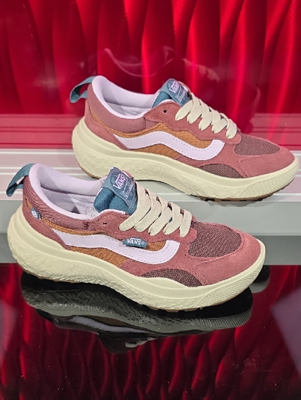Vans UltraRange Neo VR3 Dark Red Men's 3.5 Women's 5